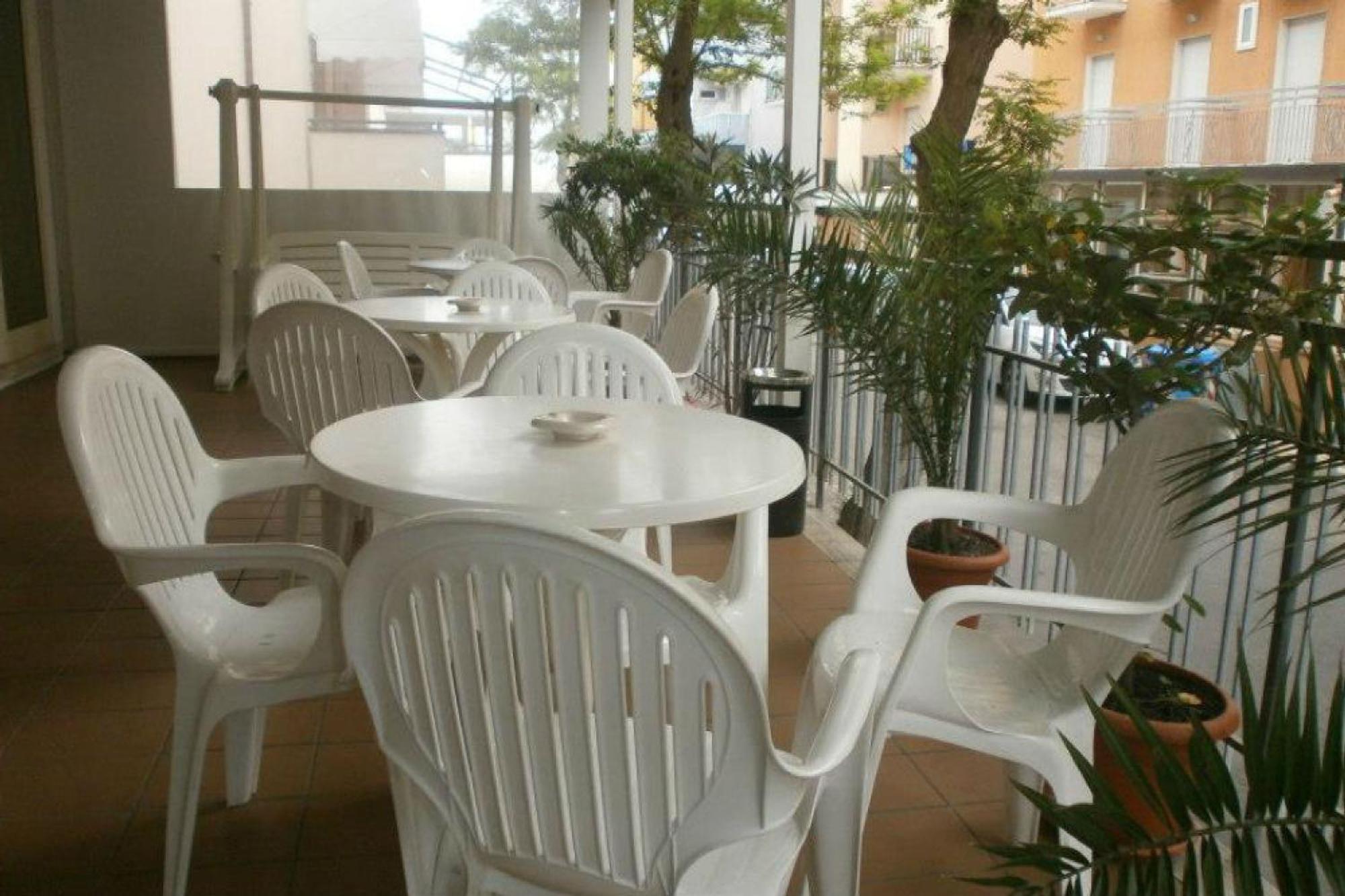 Hotel Nives Rimini Kültér fotó