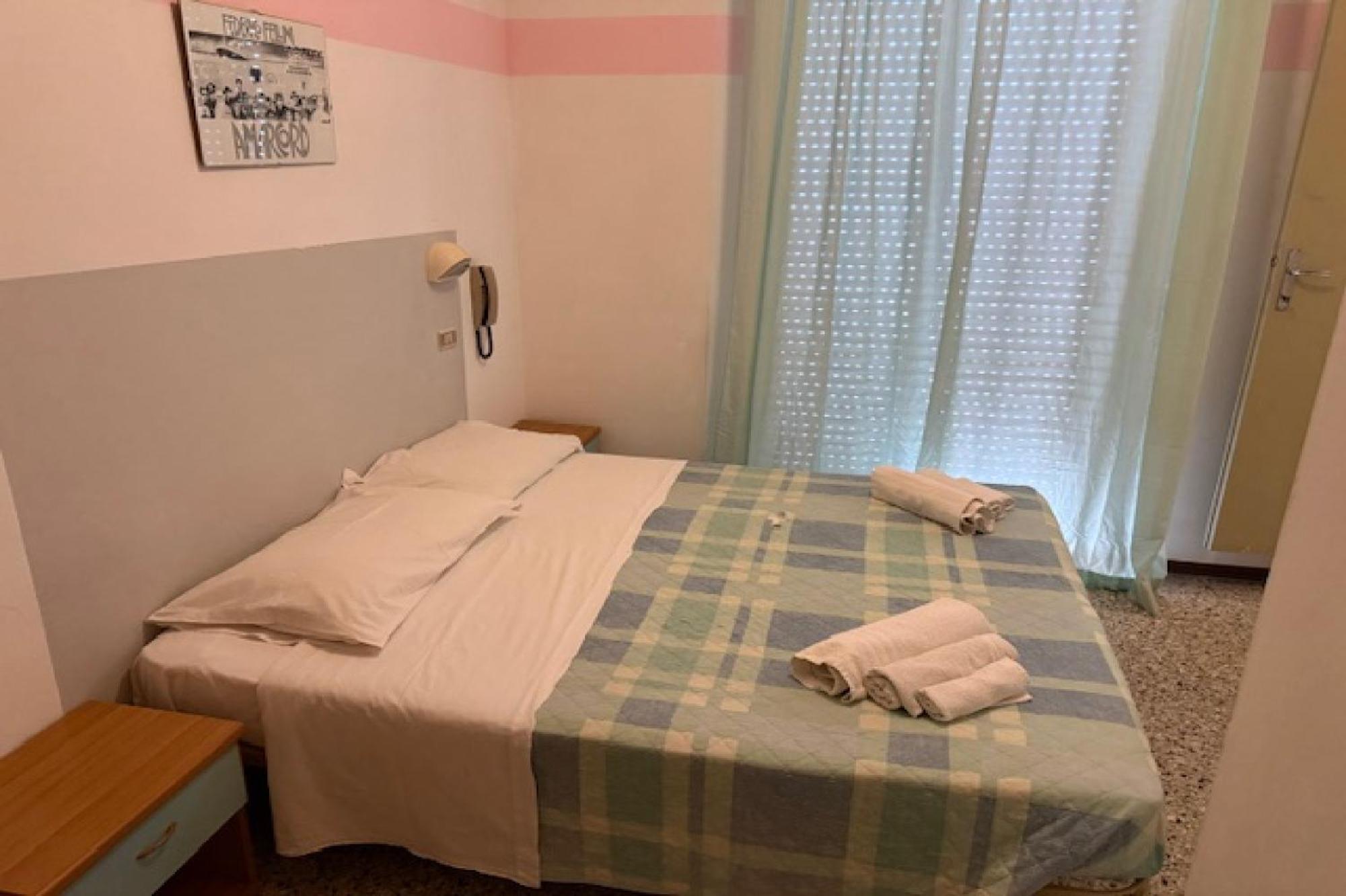 Hotel Nives Rimini Kültér fotó
