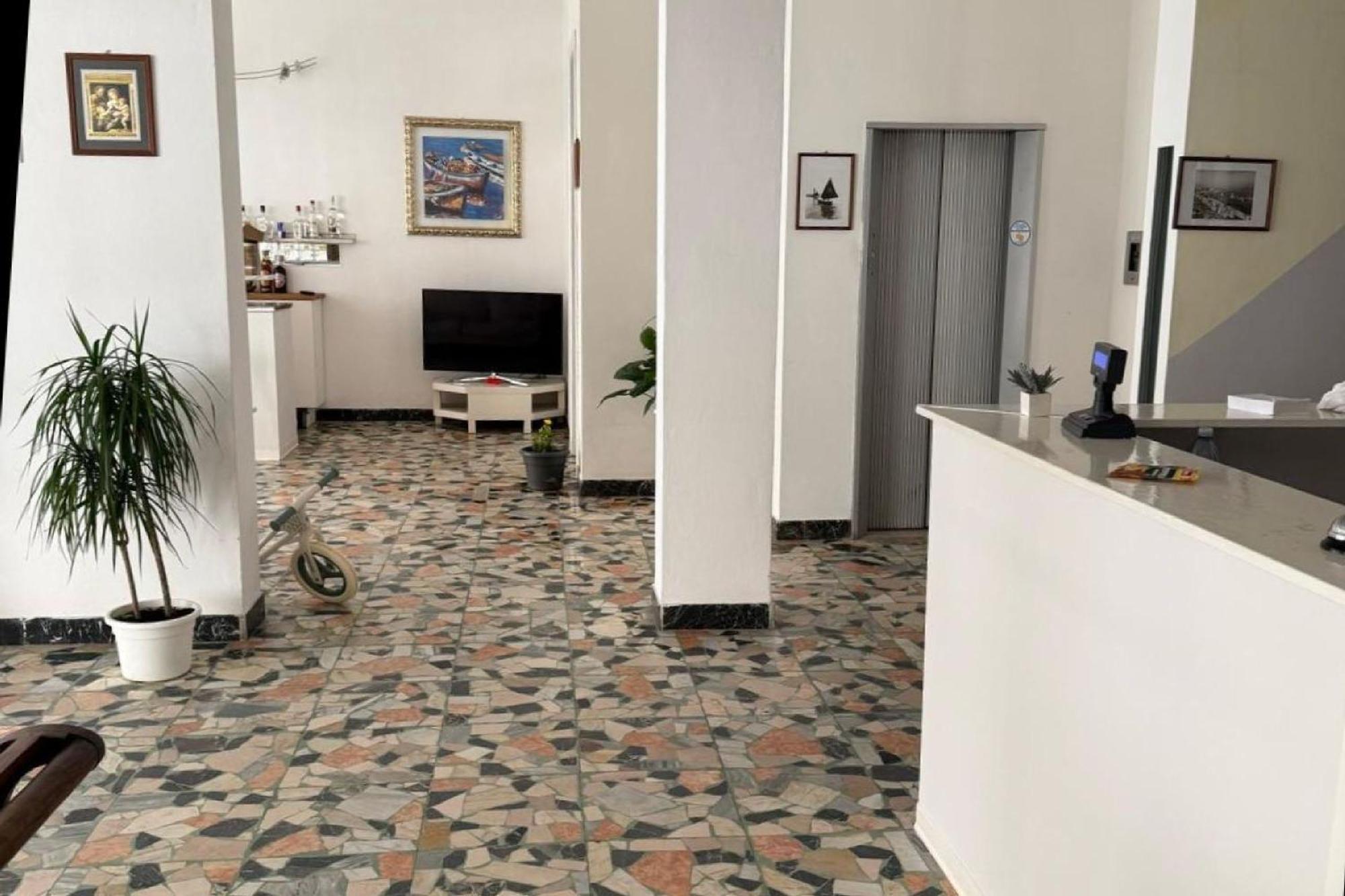 Hotel Nives Rimini Kültér fotó