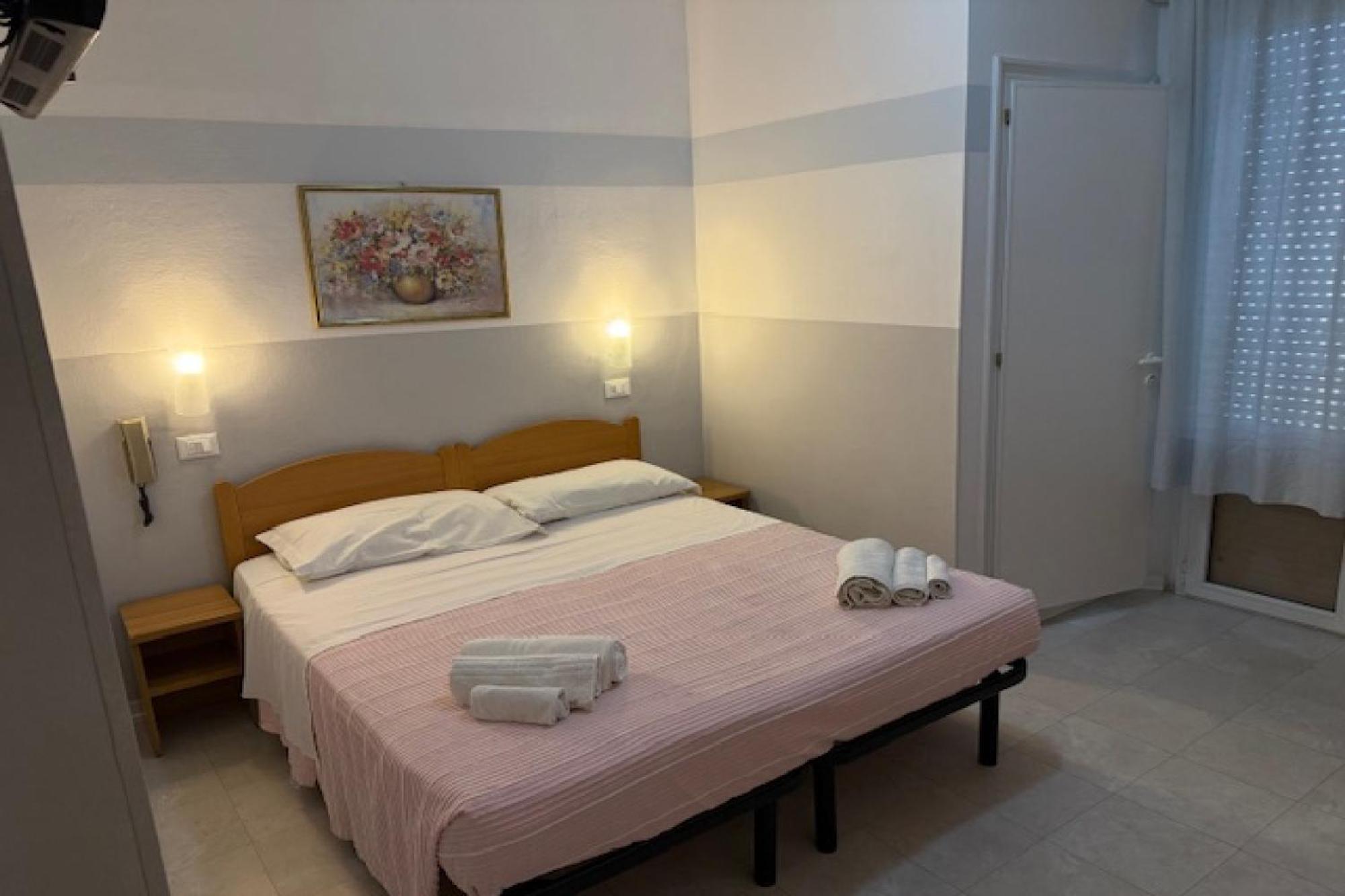 Hotel Nives Rimini Kültér fotó