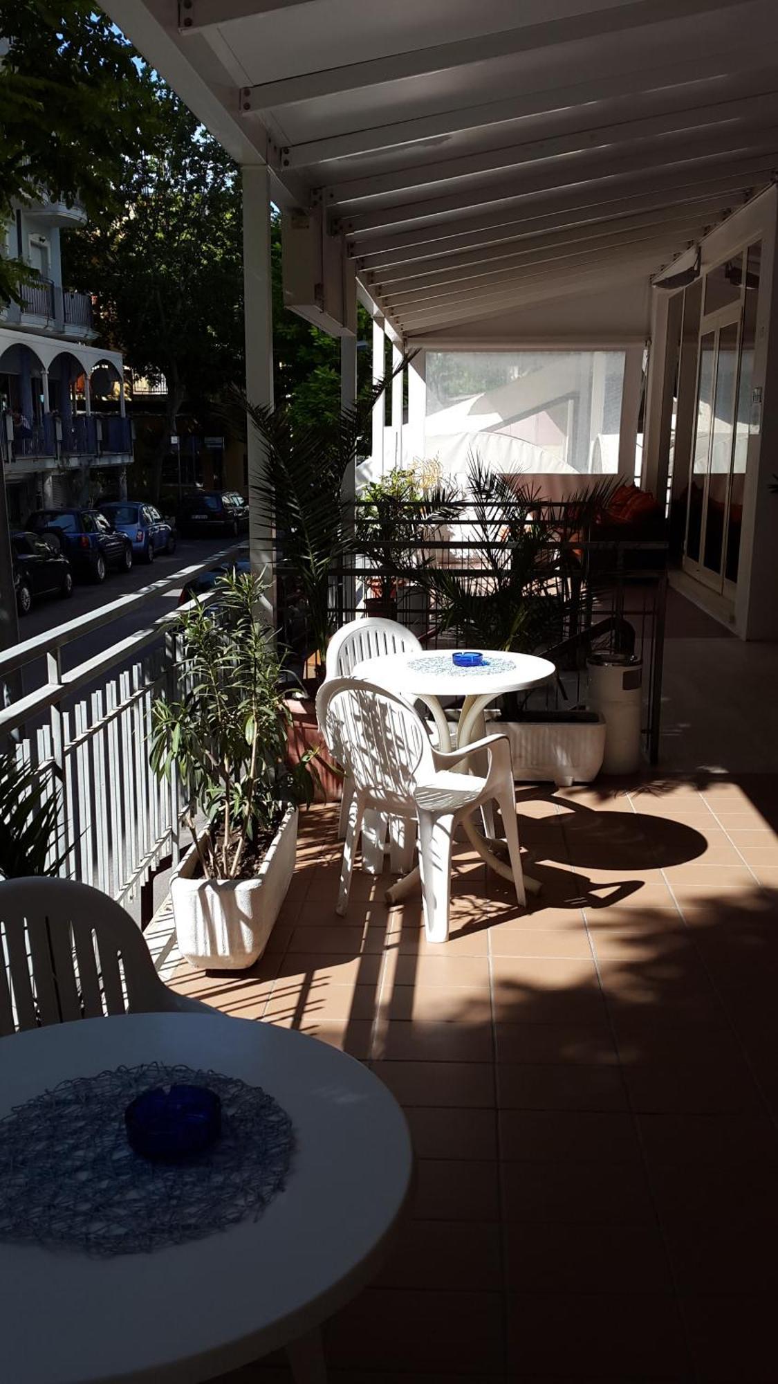Hotel Nives Rimini Kültér fotó